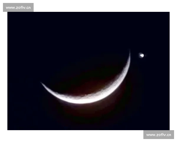 当超级月亮点亮夜空人类与自然共舞的奇幻浪漫时刻